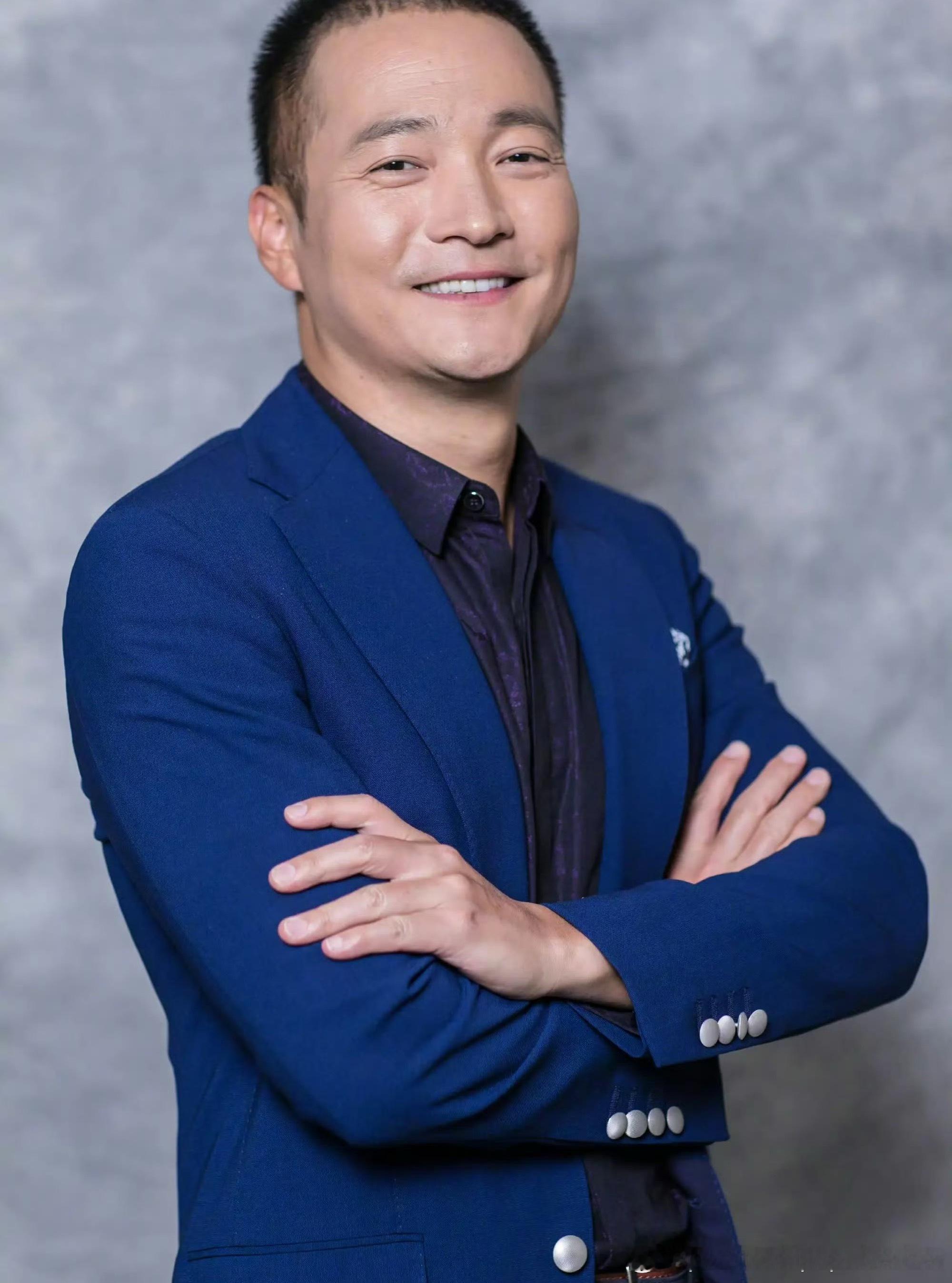 所以到底信谁啊，你们俩干脆真的别离婚锁死得了