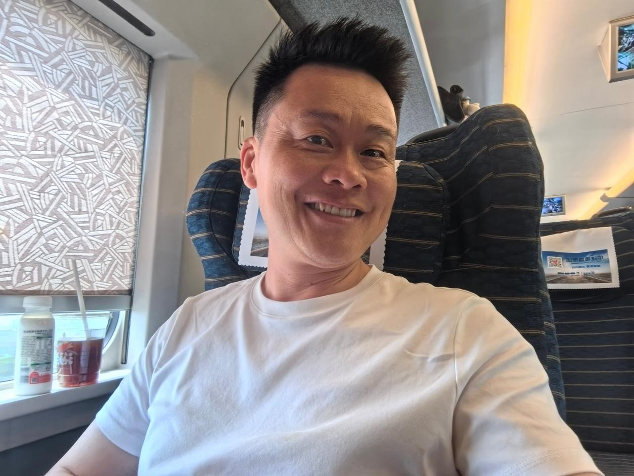 汇报一下我这段时间瘦下来的心路历程：
这几年不比赛了，人就懒了，蹭蹭蹭就来到了8