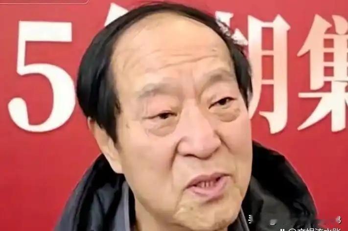 他是一个令人钦佩的演员，很多人从年轻的时候就看过他的小品，相声，在80年代就上过
