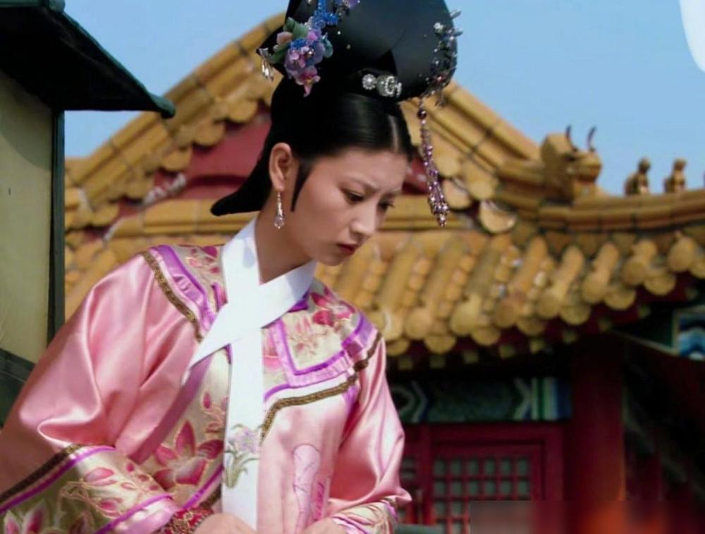 怀了太医的种还要灭族？沈眉庄只用一句话，就让皇帝屁颠屁颠跑来接盘。你以为她在求生