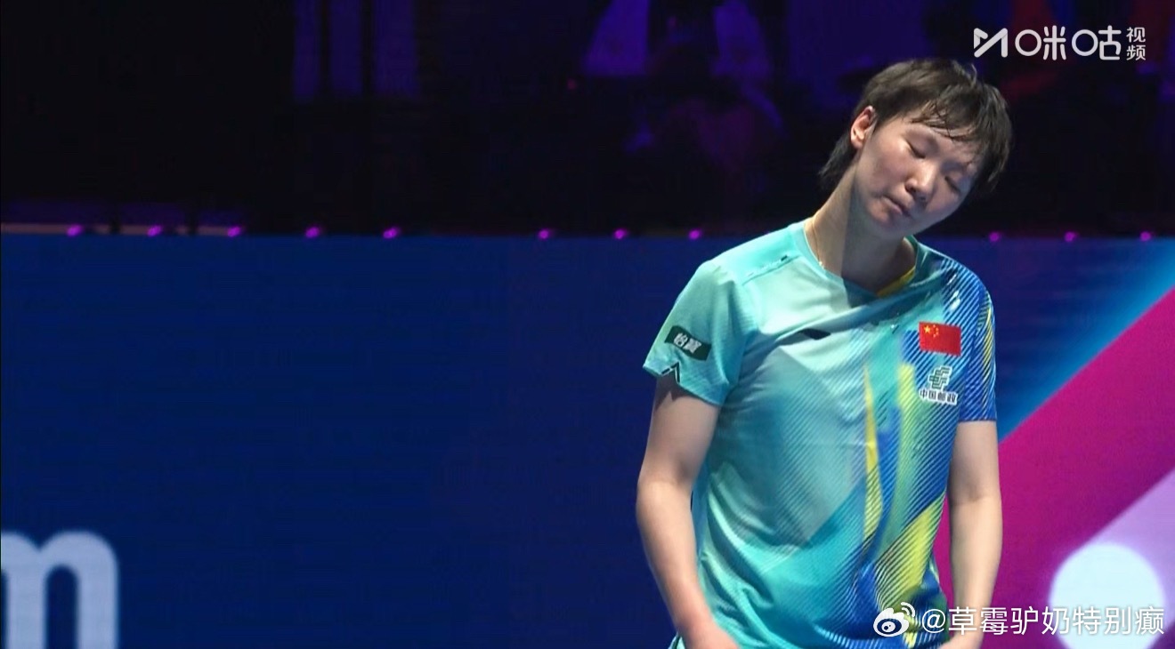 王曼昱2-2桥本帆乃香不要着急 越急越打不上 