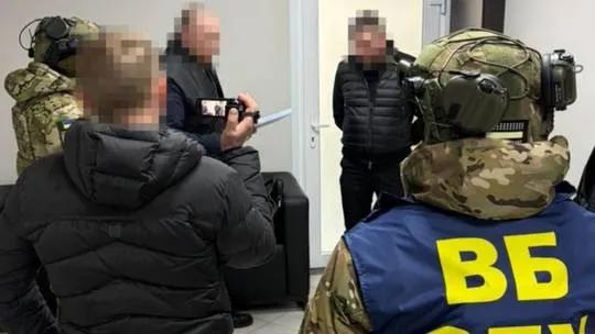 最近，乌克兰前空军后勤负责人安德烈·乌克兰涅茨又摊上事了。今年2月，他因为想花钱
