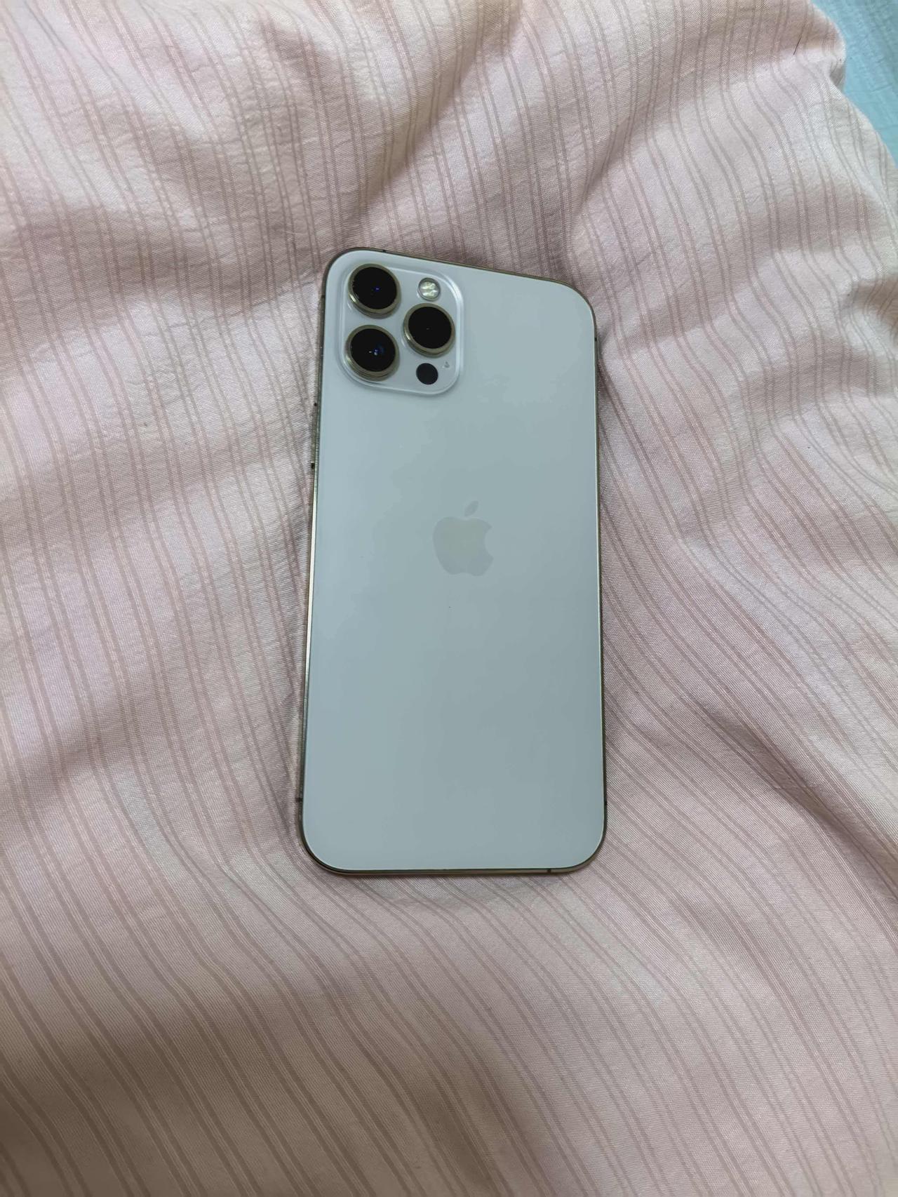转让淘汰旧手机国行iphone12promax