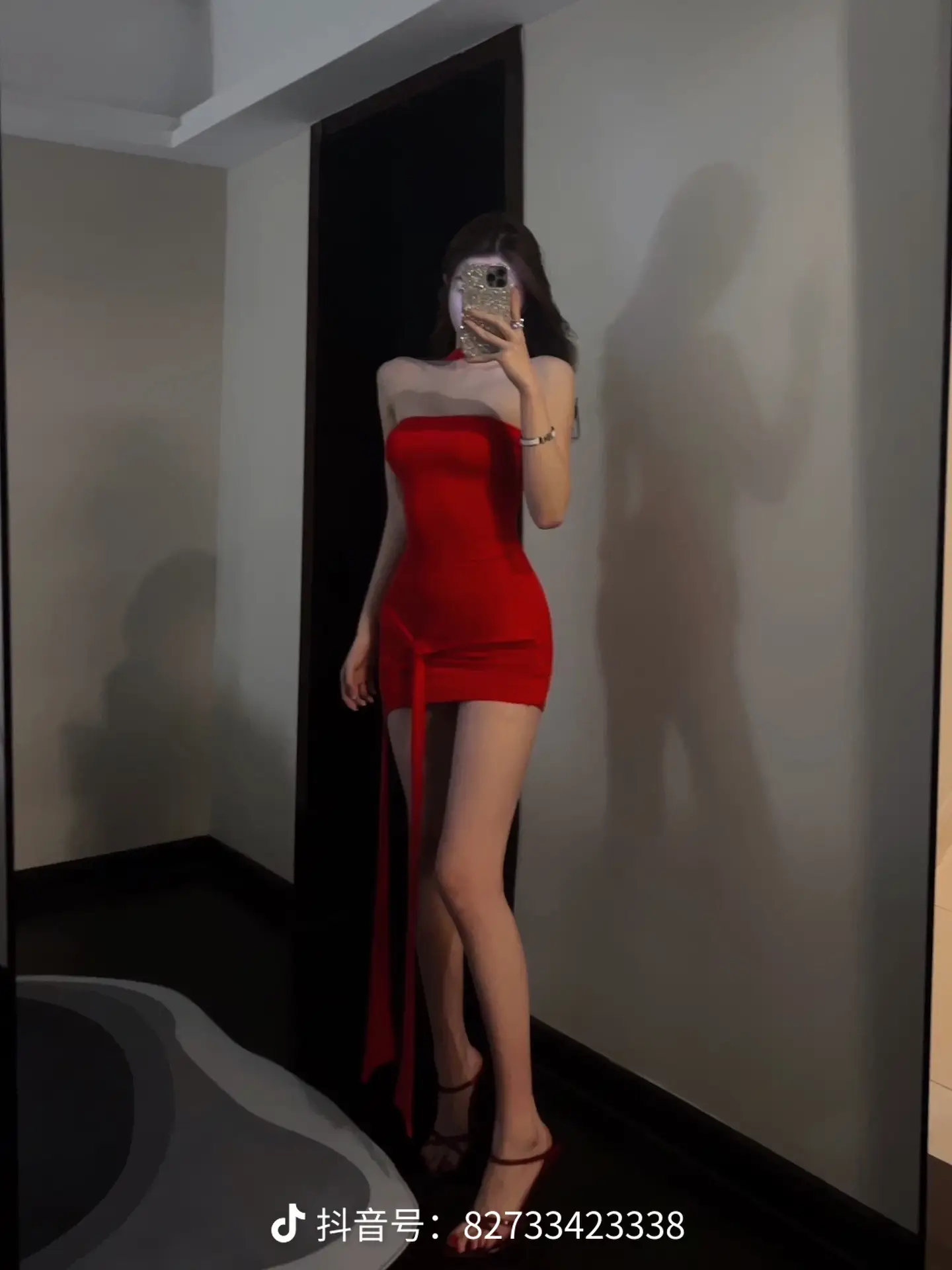 不在乎就能来去随意
