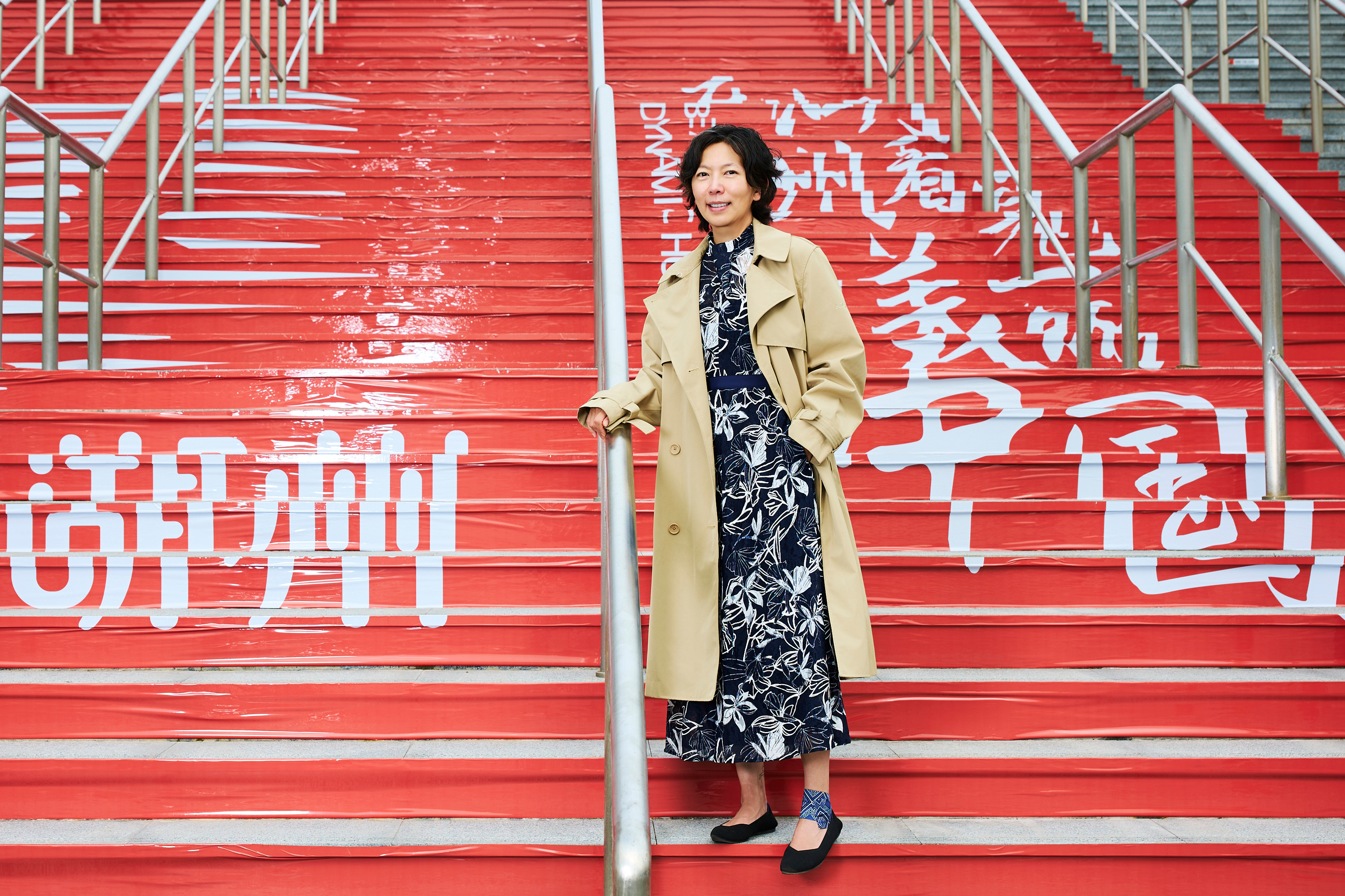 阶梯上的逐梦之旅！WTA 125K湖州拍到网球大咖周兵，和十年前在深圳阶梯上那张