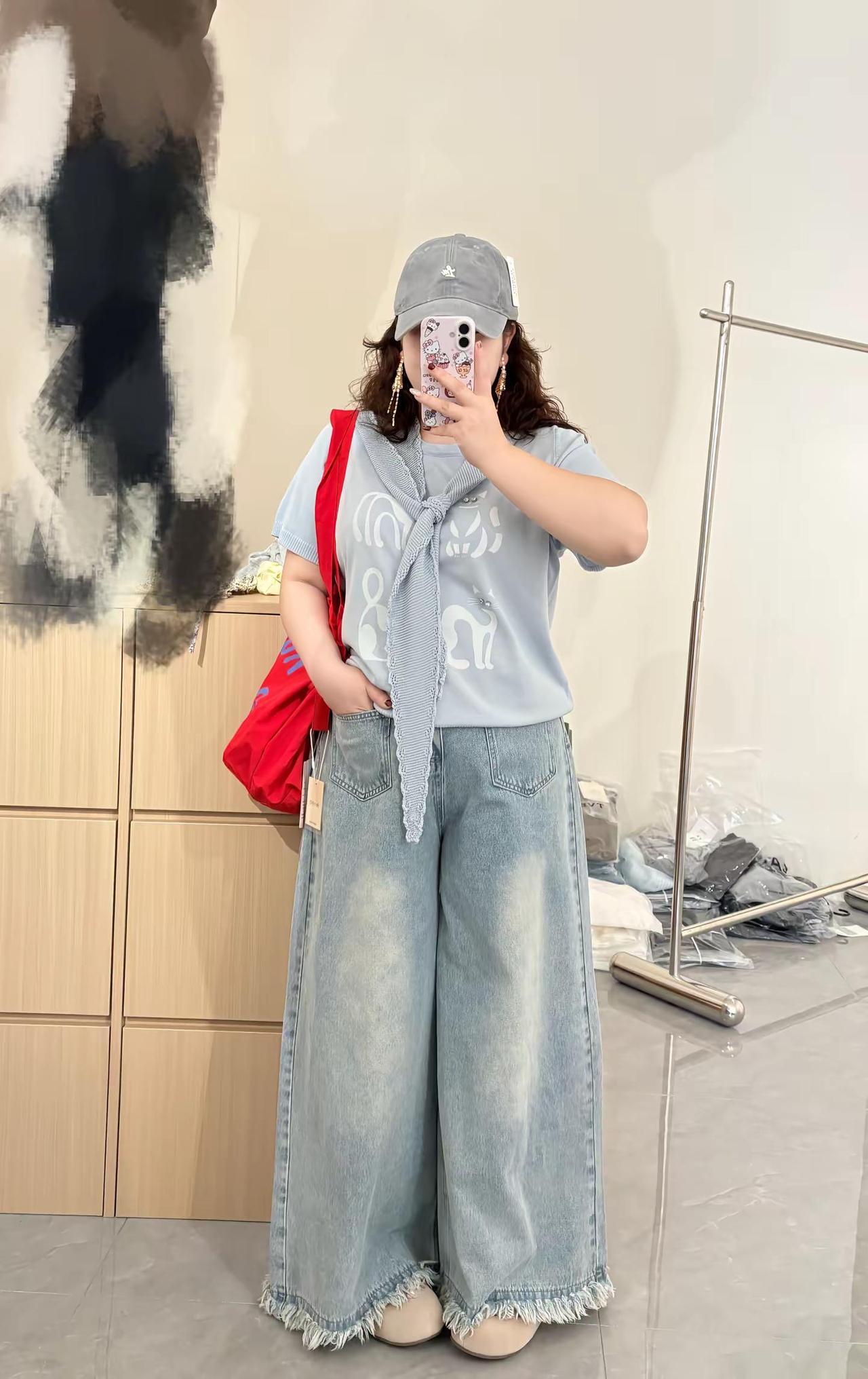 大码女孩的通勤穿搭。随性穿搭 我的春日穿搭look 大码搭配 通勤搭配