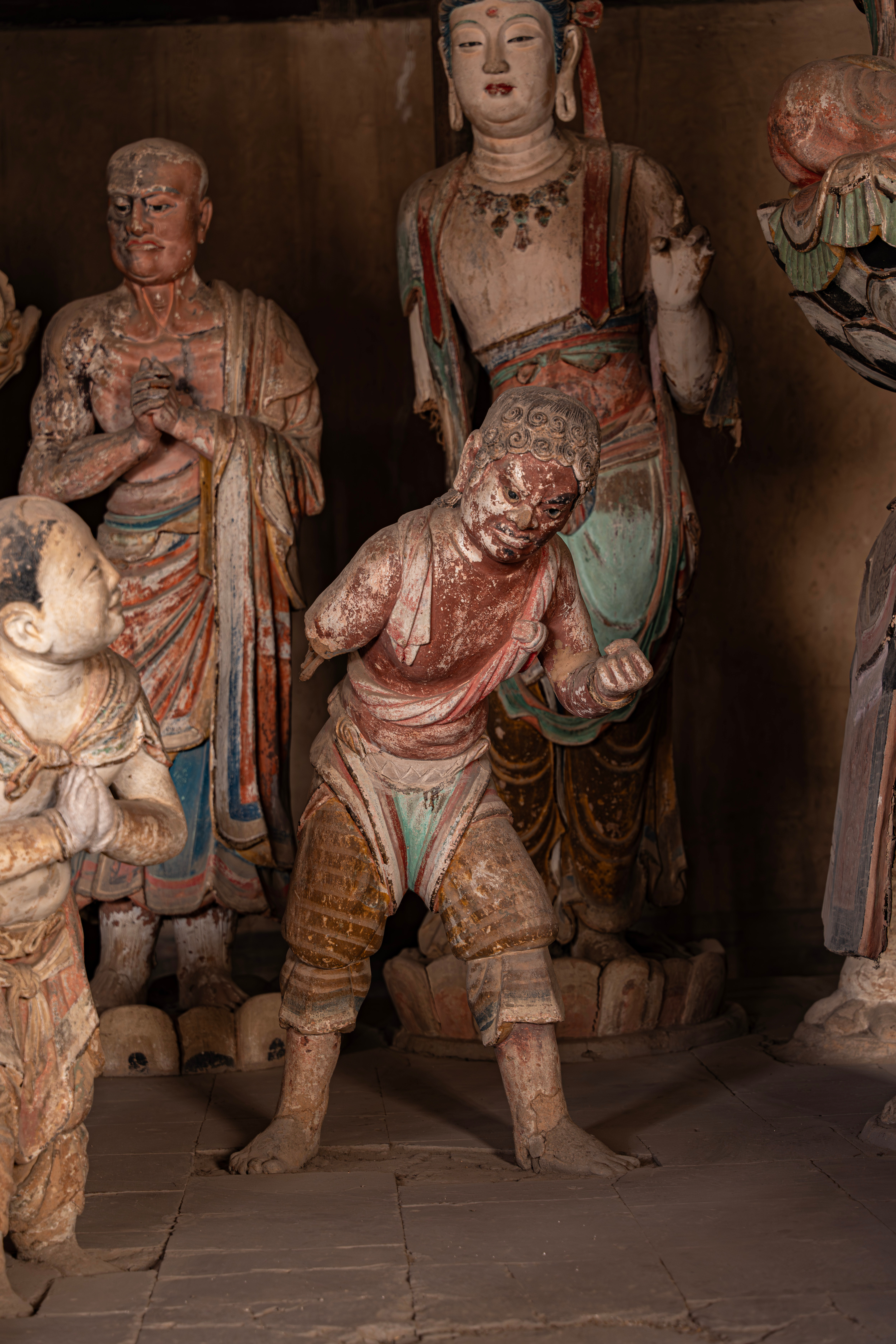 南禅寺大殿塑像开放自由拍照后，体验极度舒适 