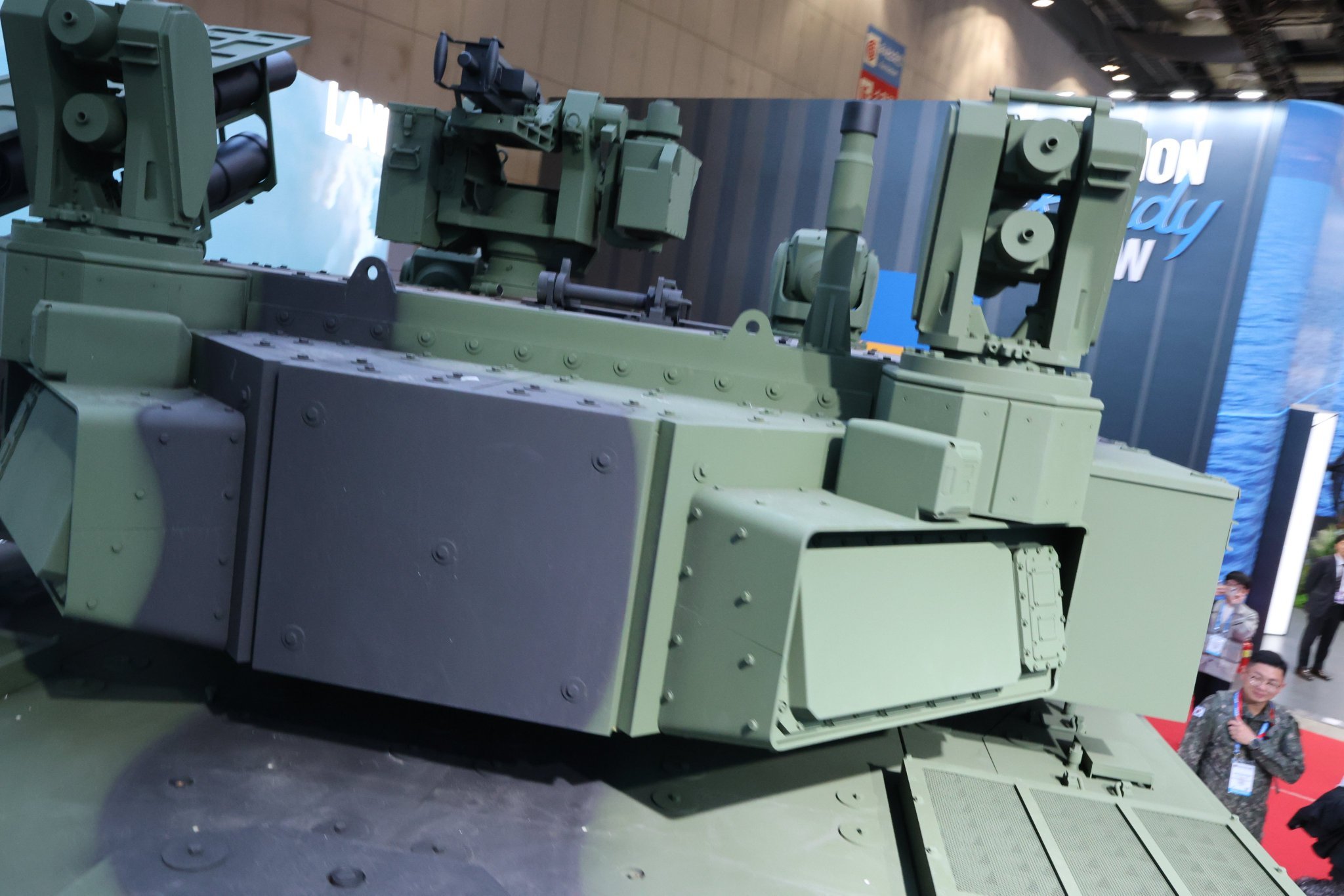 烽火问鼎计划 每天认识一件兵器  韩国🇰🇷韩华(Hanwha)在ADEX 2