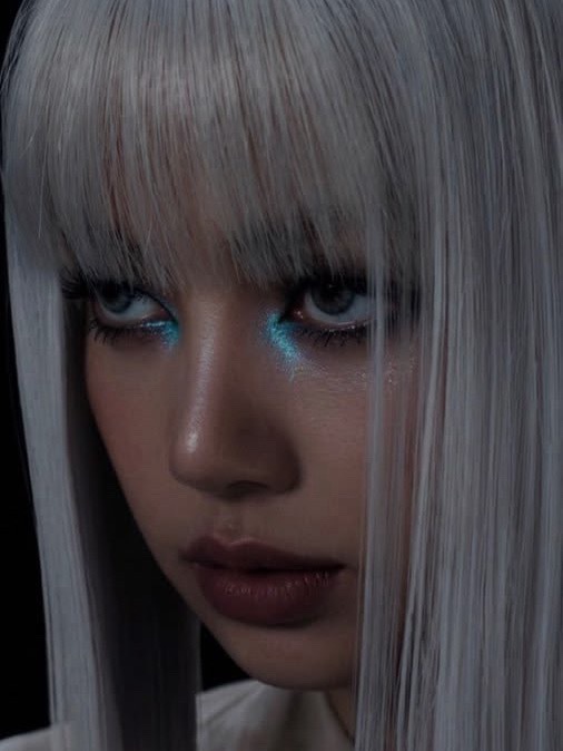 Lisa与Anyma合作的《Bad Angel》重返Billboard WARM