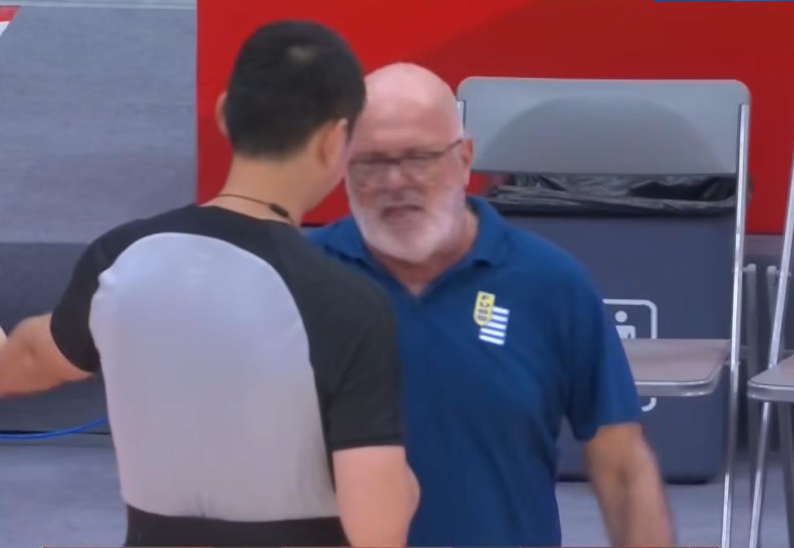 输得不服？乌拉圭主教练：我们的球员受到了不公平的对待！
中国男篮VS乌拉圭男篮的