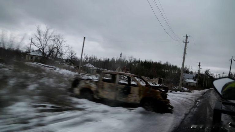 “卡拉什尼科夫是最有效的武器”：乌克兰“无人机猎手”部队在空中与敌作战
亚历克斯