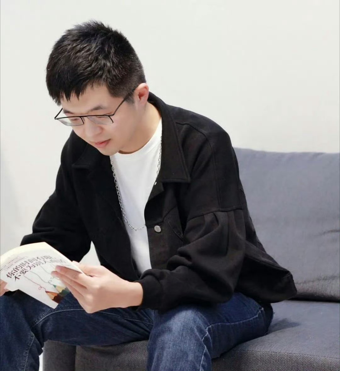 成都征婚【第7488号】88年男生，身高178，IT程序员，年收入10+，有车有