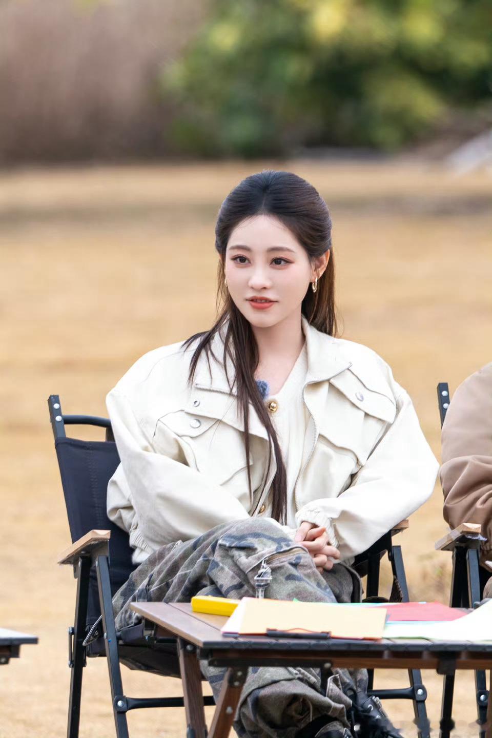 祝绪丹的真诚拿得出手周五晚高疯真的有被祝绪丹这篇收官长文狠狠戳到从初冬录到暮春，