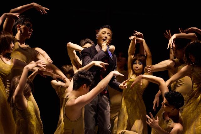 科学健身永葆青春 张学友红馆开骚创203场纪录64岁轻松一字马 张学友60+巡回