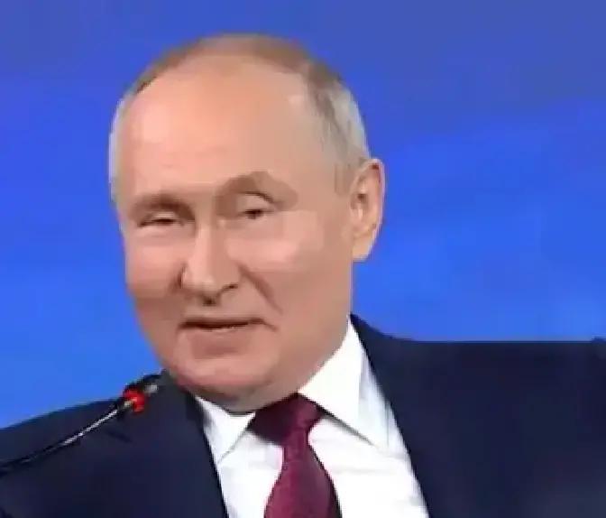 出手了！俄罗斯表态！
12月2日，普京在莫斯科投资论坛回怼欧洲：俄不想打，但若欧