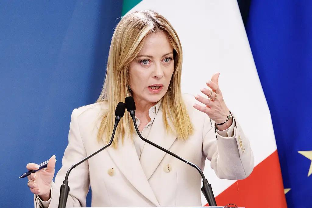 针对美国总统特朗普有关北约盟友士兵在阿富汗“脱离前线”的言论，引发北约成员国愤怒