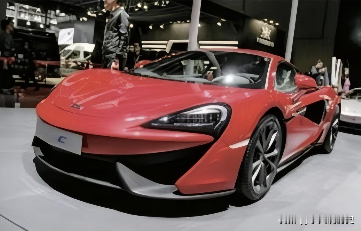 迈凯伦540C
作为目前价格最亲民的迈凯伦跑车，售价225万元的540C在超跑爱