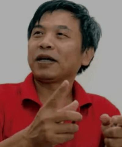 “中医不灭，天理难容？”2006年，网传中南大学的教授张功耀发起万人签名，要求取