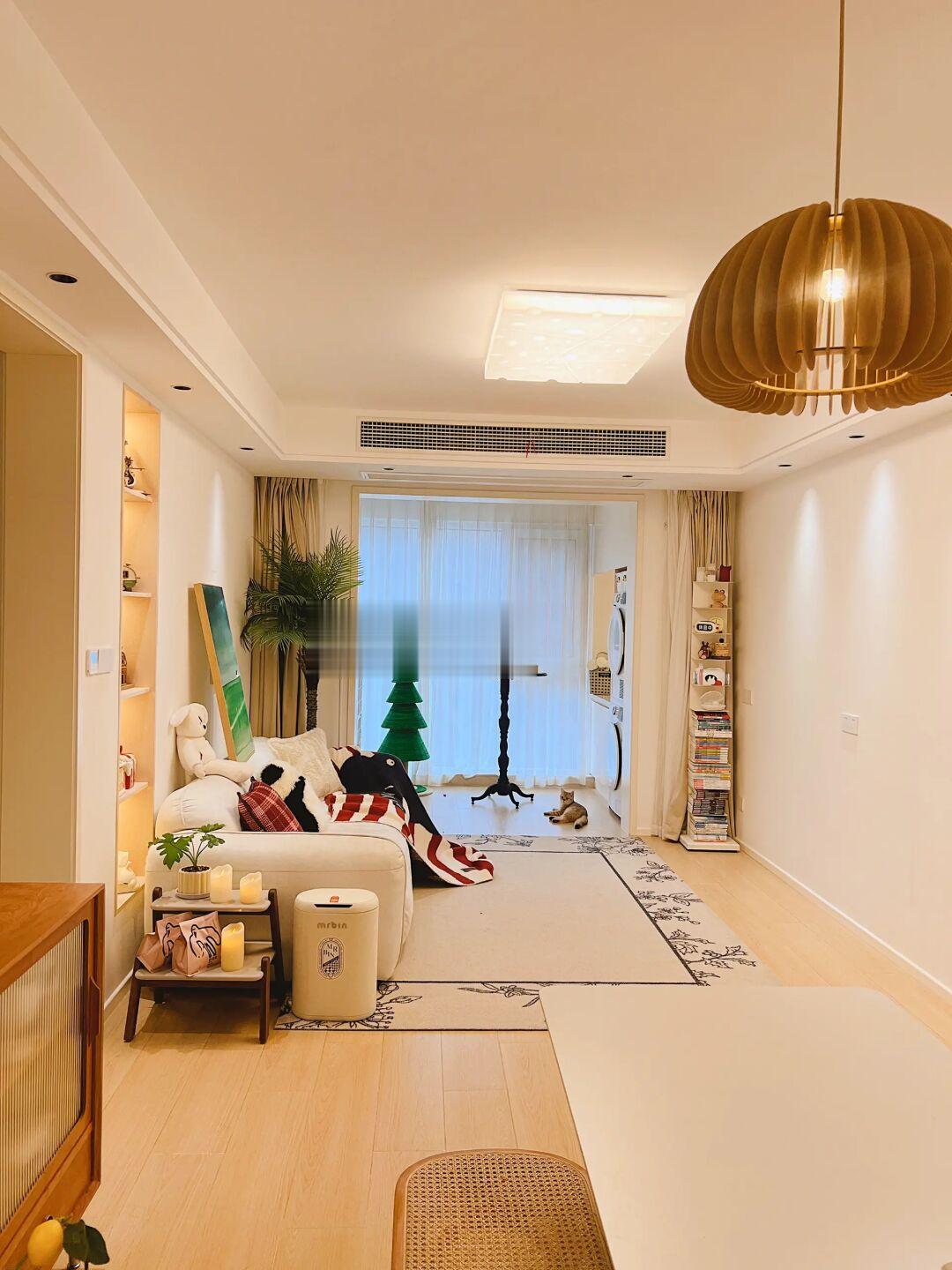 30岁住进70平的小屋🏠 三人一猫 刚刚好～