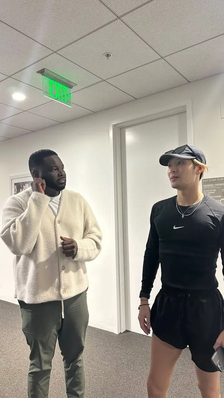 宝宝去JOJO的电台打歌了！！！！！大家别忘了今天下午六点新歌预告❤️‍🔥