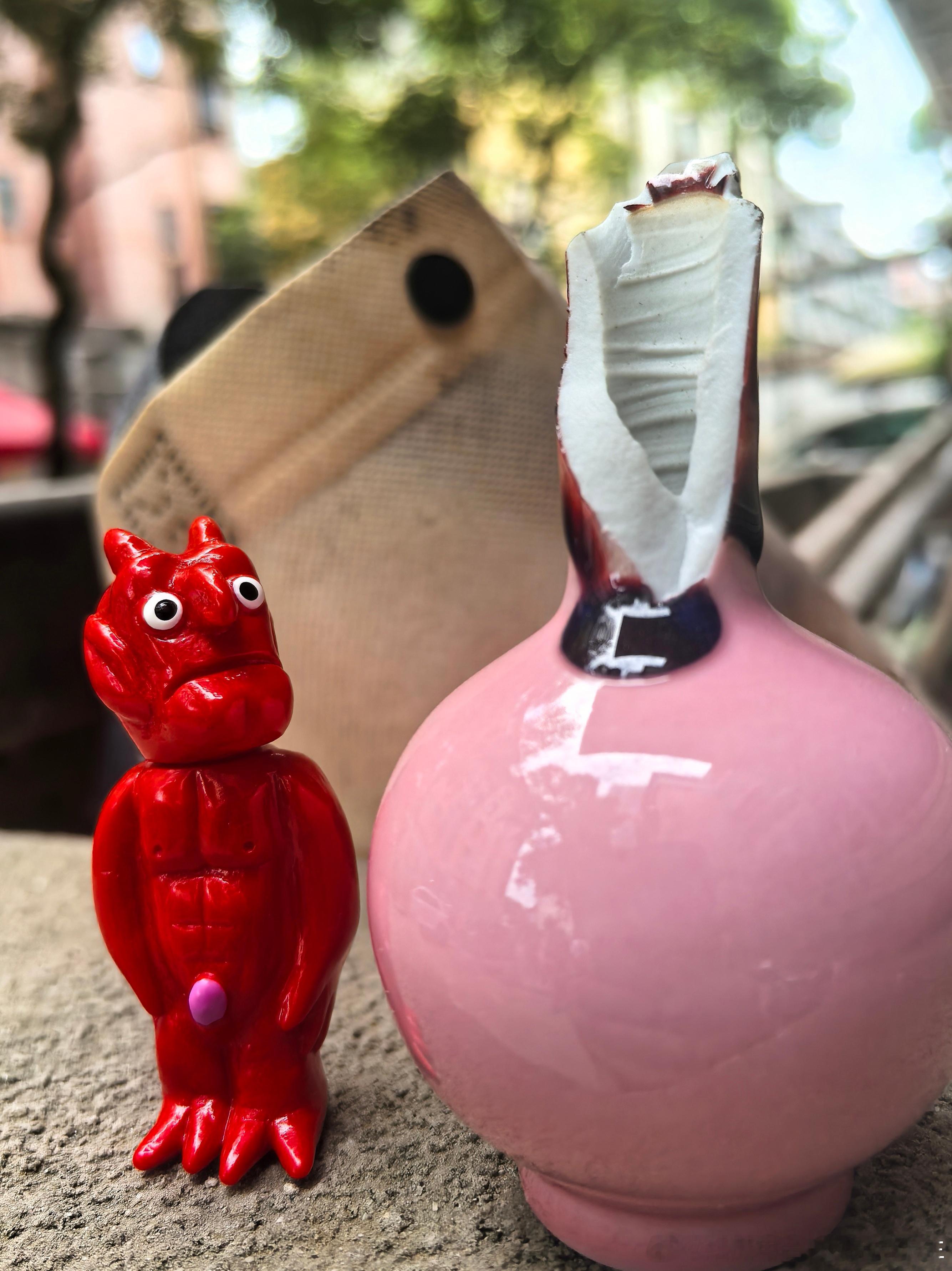 不愧是驰名中外的新兴旅游城市，酒店好贵红魔到处走