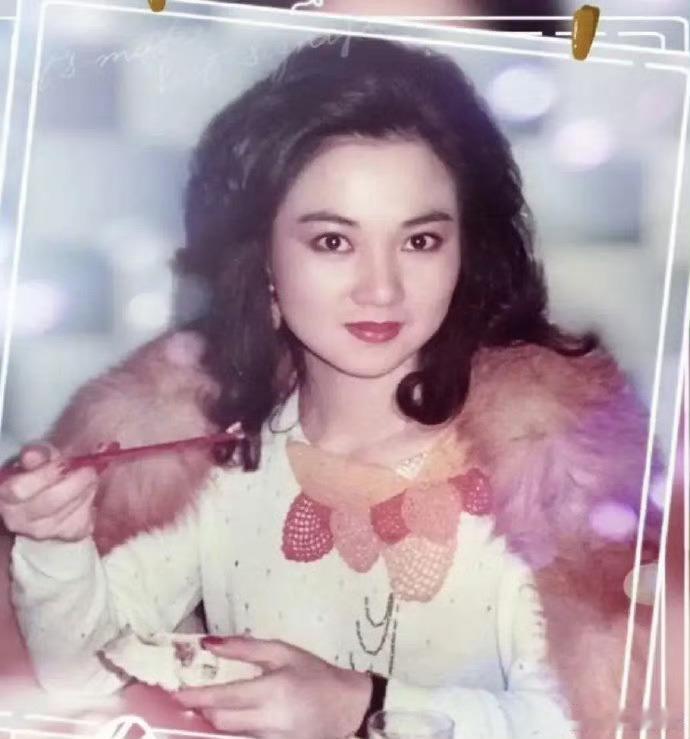 71岁白冰冰发文怀念女儿哪个母亲面对女儿离世能不心如刀绞白冰冰