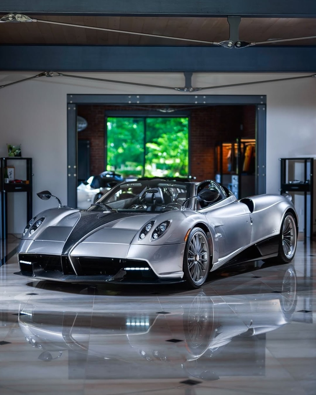 Pagani Huayra Roadster 