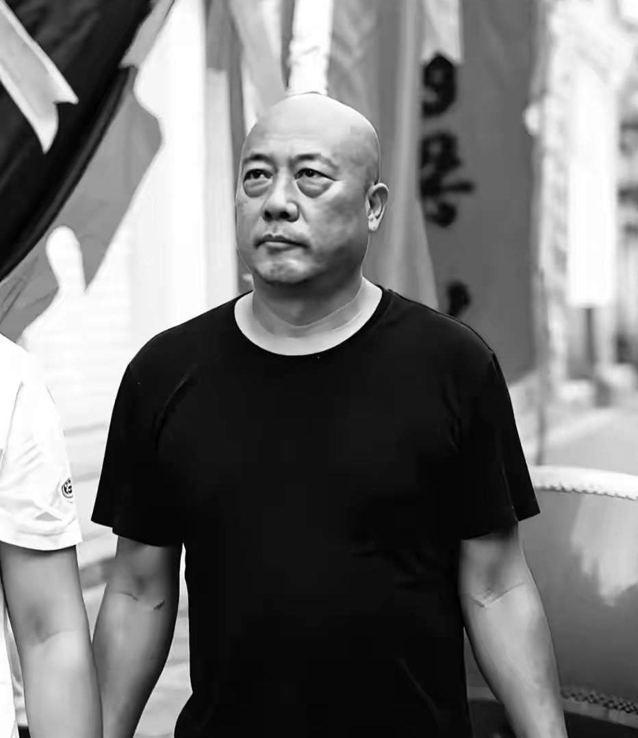 看见非遗武术教练曹海滨去世，我立马做了三个决定：

清晨，一条消息瞬间刷屏——非