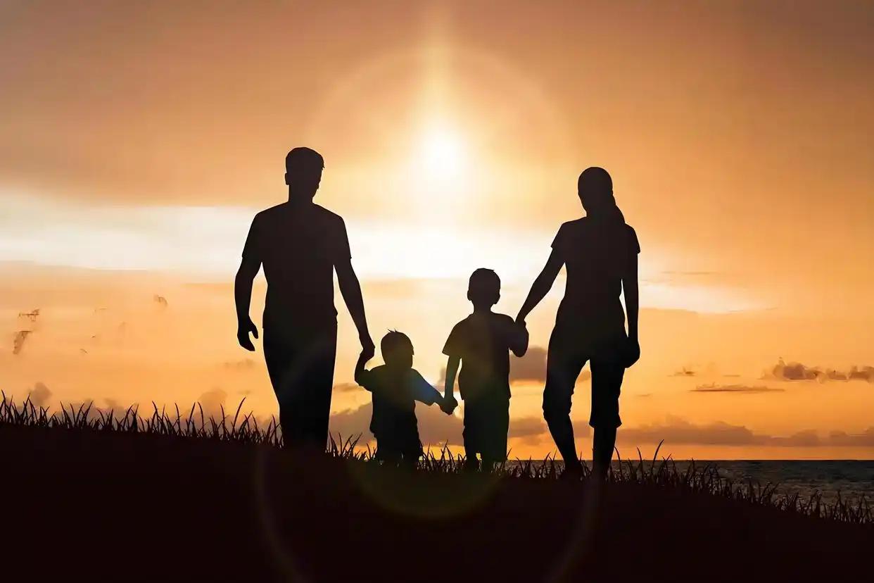 大彻大悟的一段话：“很多父母还没明白，孩子长大了，这个家其实就自然‘散’了。以后