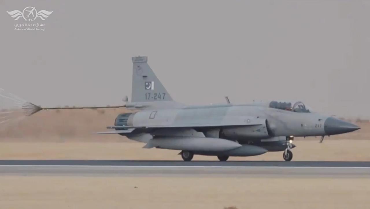 JF17C Block 3 & Block 2 赴沙特利雅得参加2024世界防务