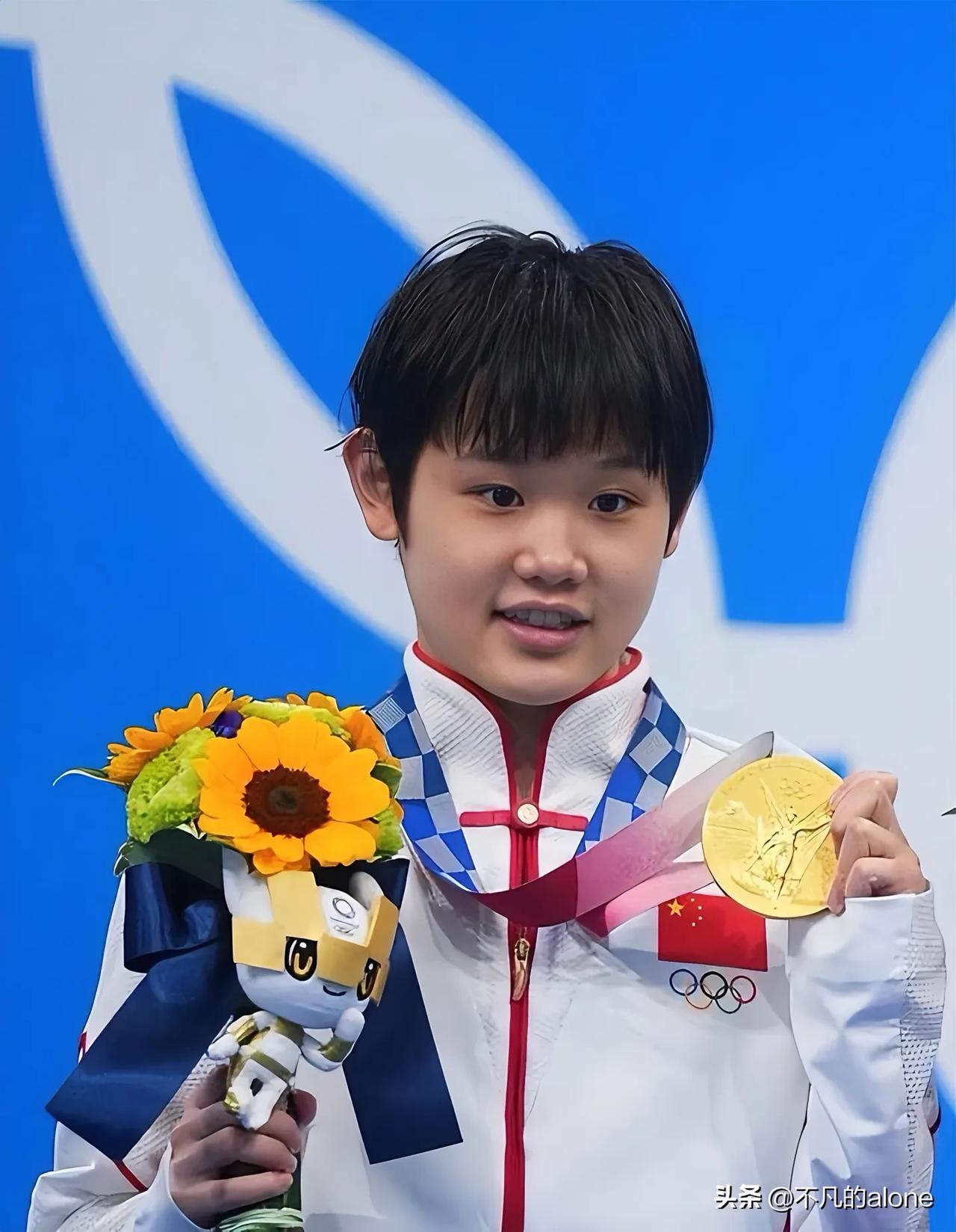 11月20日，奥运冠军张家齐发文告别全运会，她更新了7张照片，有1张是她和陈芋汐