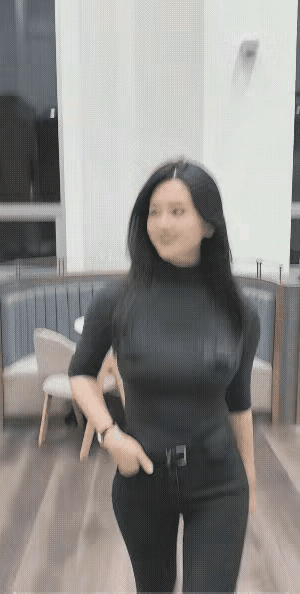 美女都在网上，现实中你们遇到过这样的美女吗？