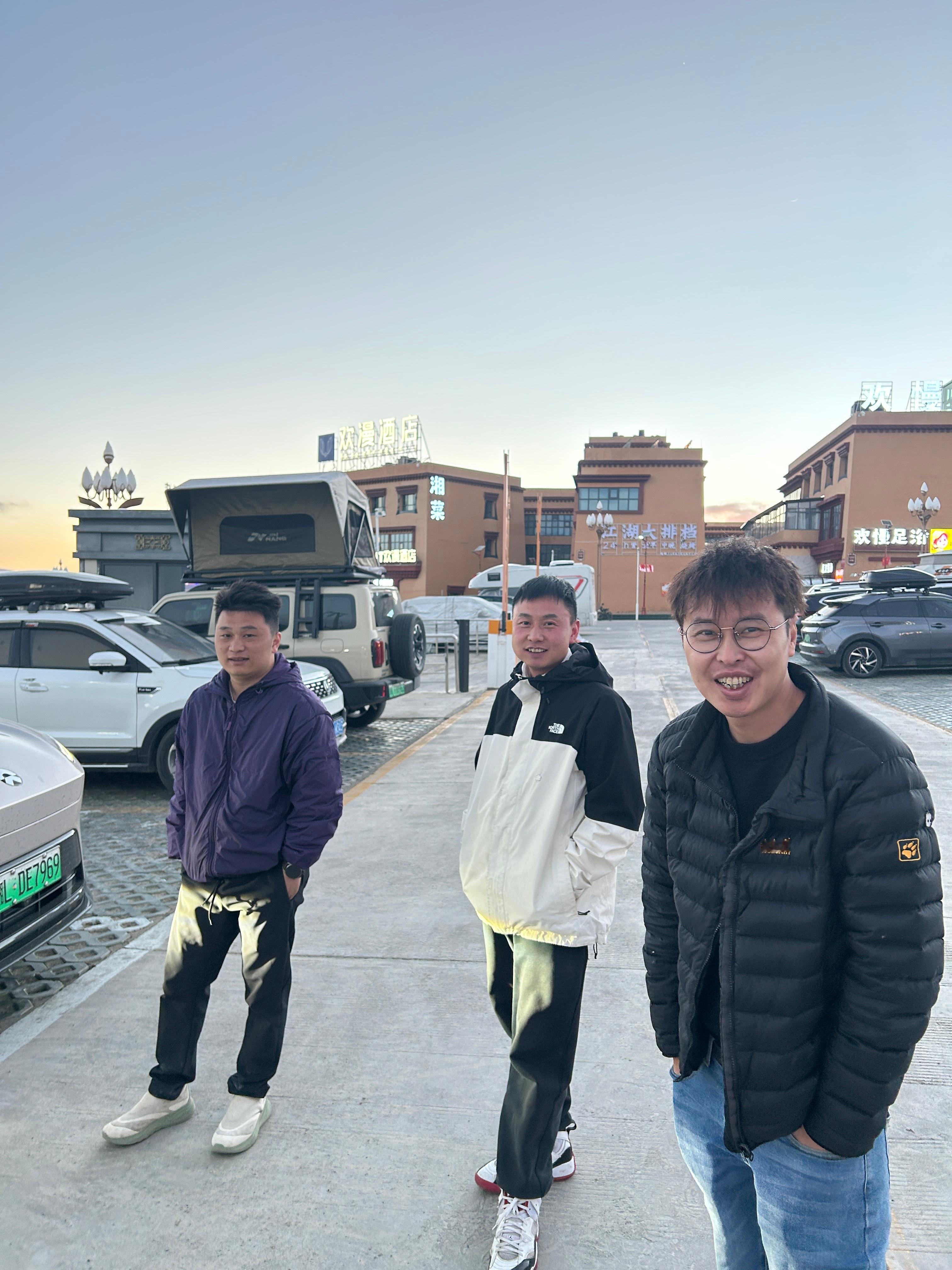 给大家分享一下我的西藏之行的补能点，其实去之前我还是有点慌的，会想到时候找充电桩