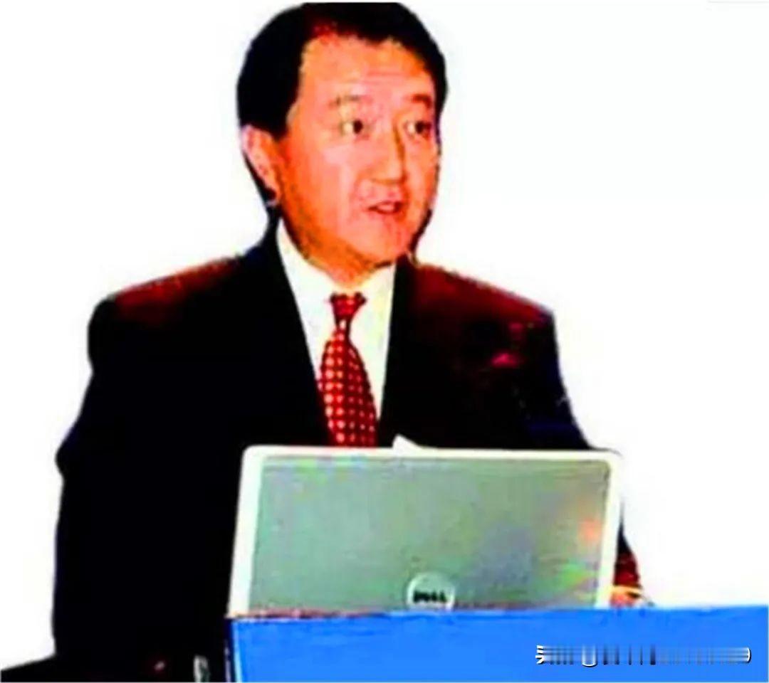 还记得这个人吗？北大才子胡士泰。九十年代获得宝贵的公派留学机会，在澳大利亚学成后