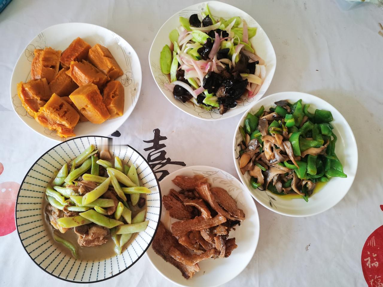 好久没有晒我的午饭了