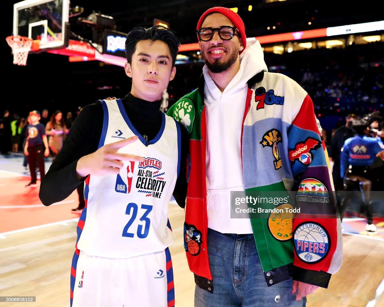 NBA球星哈利伯顿，ins推荐了王鹤棣新专辑《少年梦》！！
这是二次梦幻联动了，