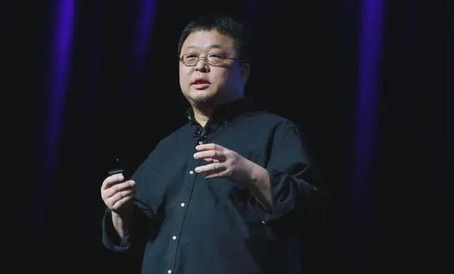 罗永浩的血与泪，叛逆者的坚持能走多远？
如果要问我在这个手机市场最欣赏什么手机品