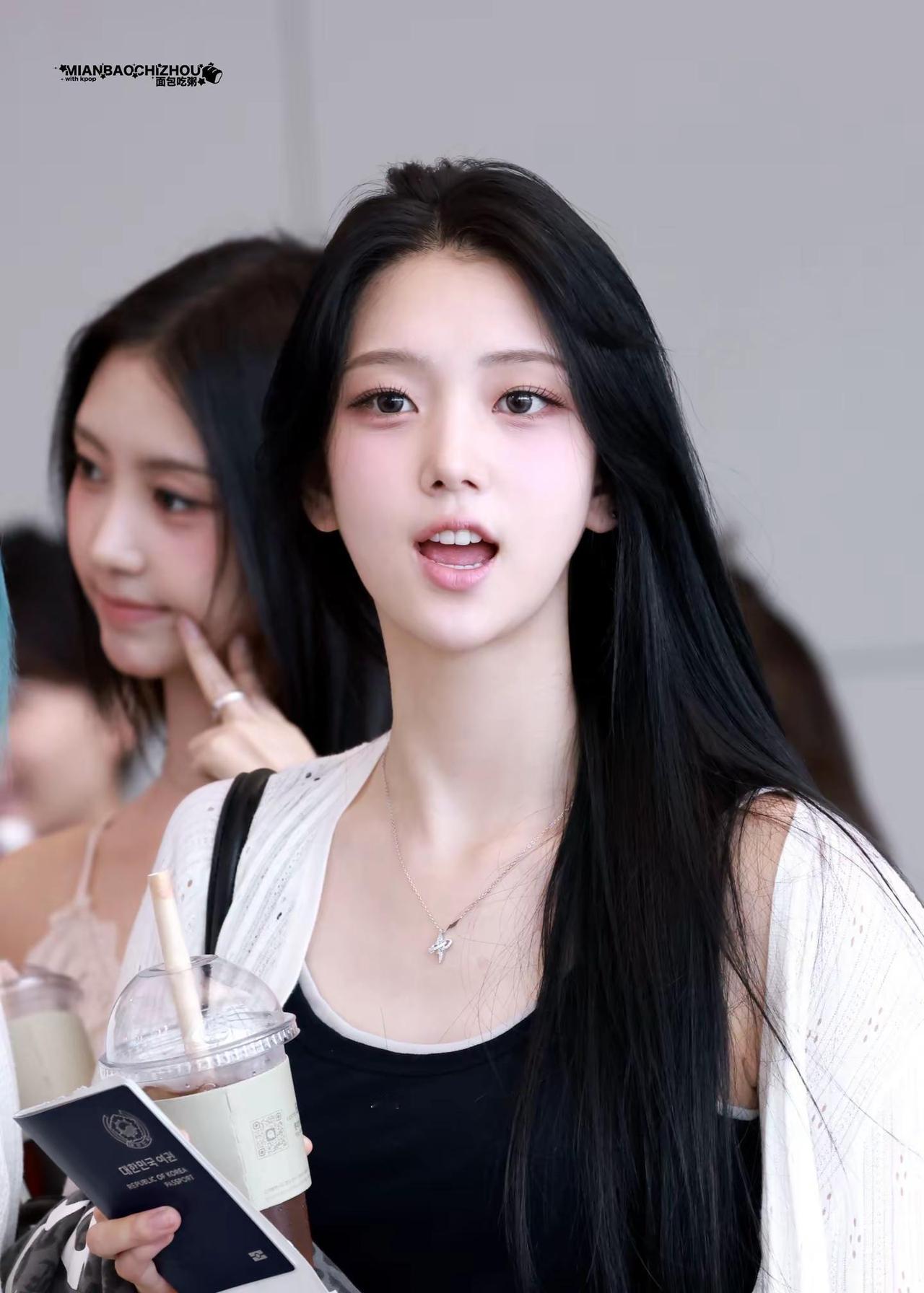 TIMA机场的睿恩，宝宝我好想你。朴睿恩 yeeun
