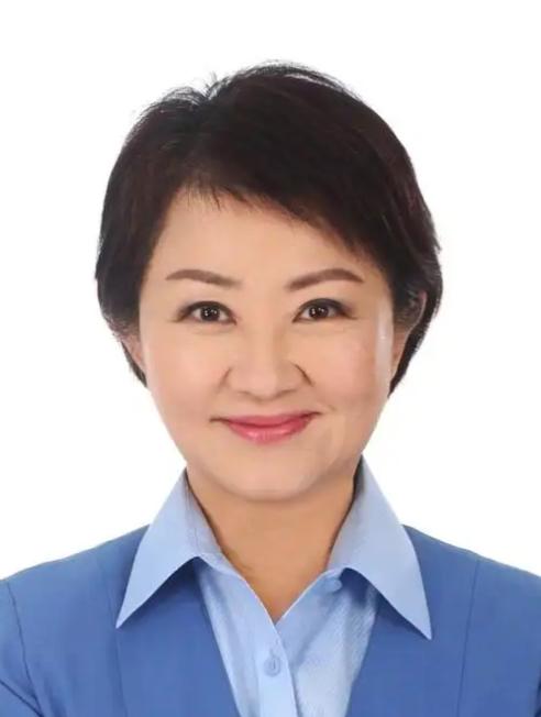 卢秀燕急了！特朗普前脚刚敲定5月13日访华，后脚就放话要跟北京谈对台军售，这下台