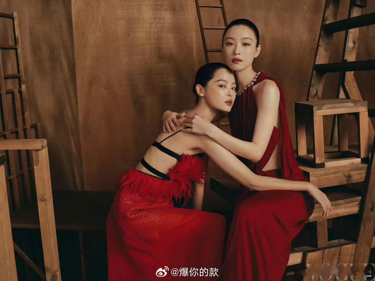 辛芷蕾的眼里全是倪妮辛芷蕾倪妮不愧是半夜约出门的关系俺们蕾子对倪妮的喜欢根本藏不