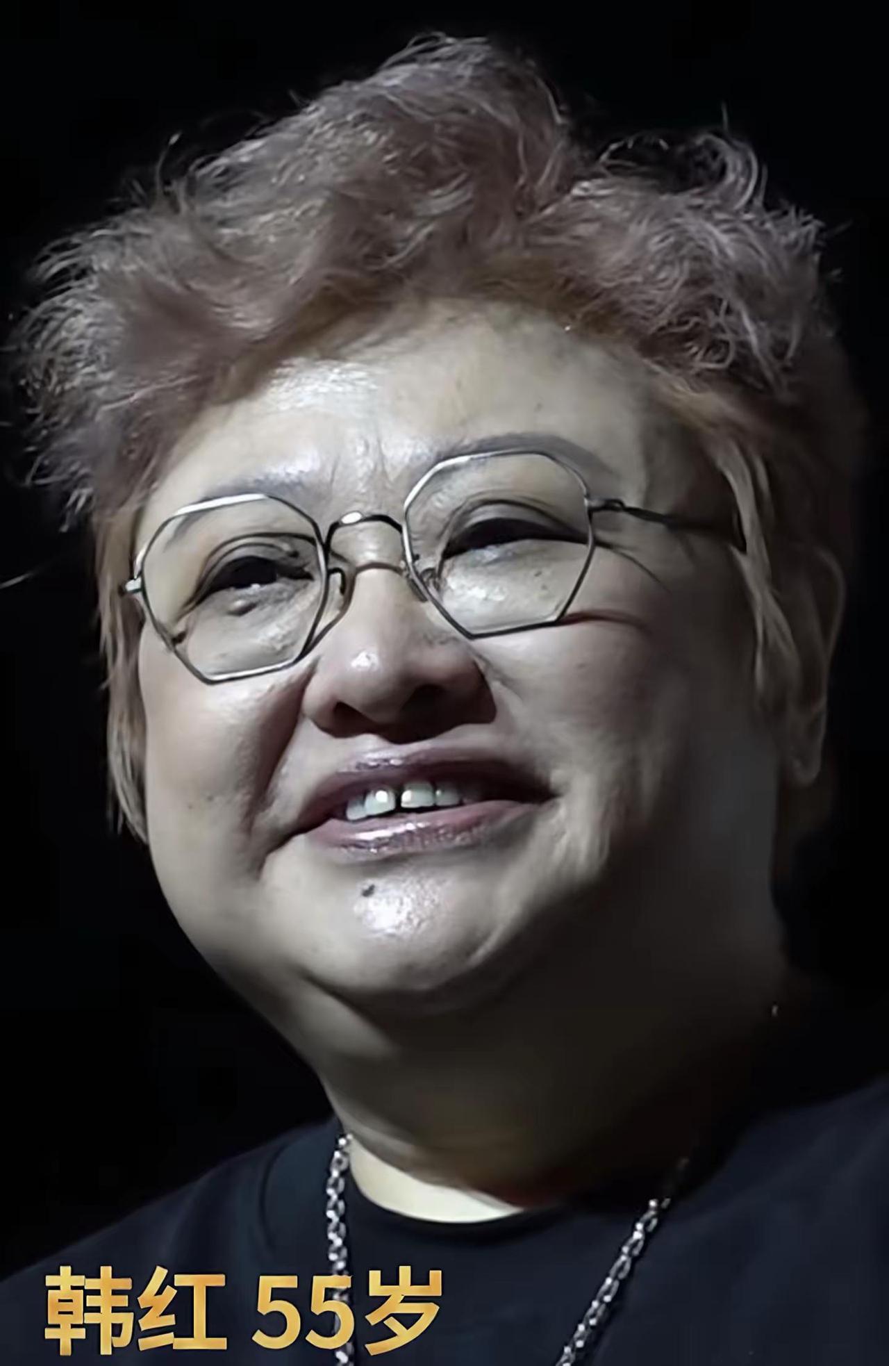 韩红老师——真正的成功不在于成就多高，而在于你是否让这个世界变得更美好了一点。她