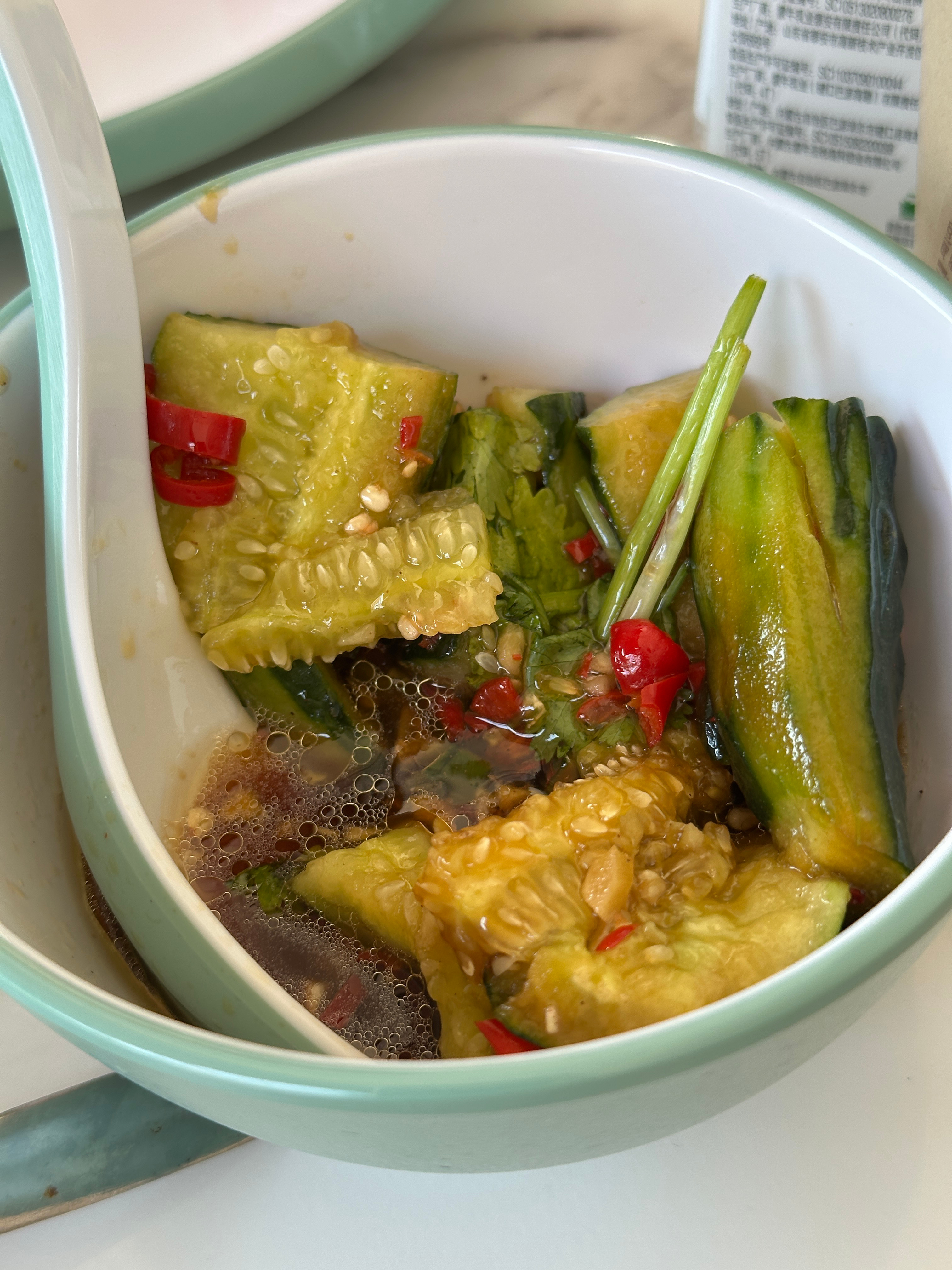 今日午餐颜色齐了[哇][哇]拍黄瓜很清爽红薯🍠是我的主食[嘻嘻]鸡蛋加西红柿补