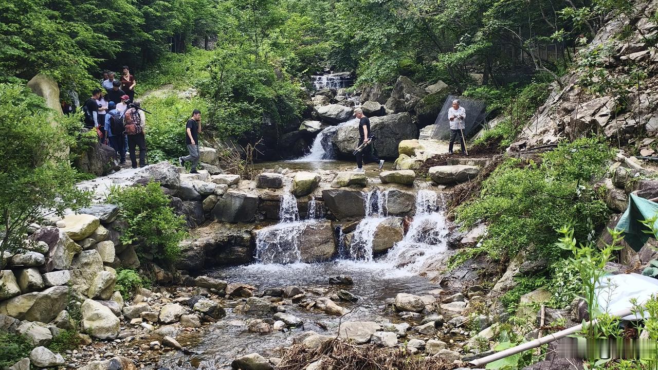 在旅行中你有拍到精彩的风景照片吗霍山大峡谷