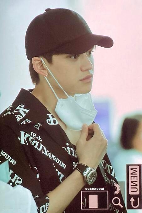 黄旭熙 可以爆料了吗合约到期=爆料解禁？黄旭熙离开SM的这天，瓜田都支棱起来了，