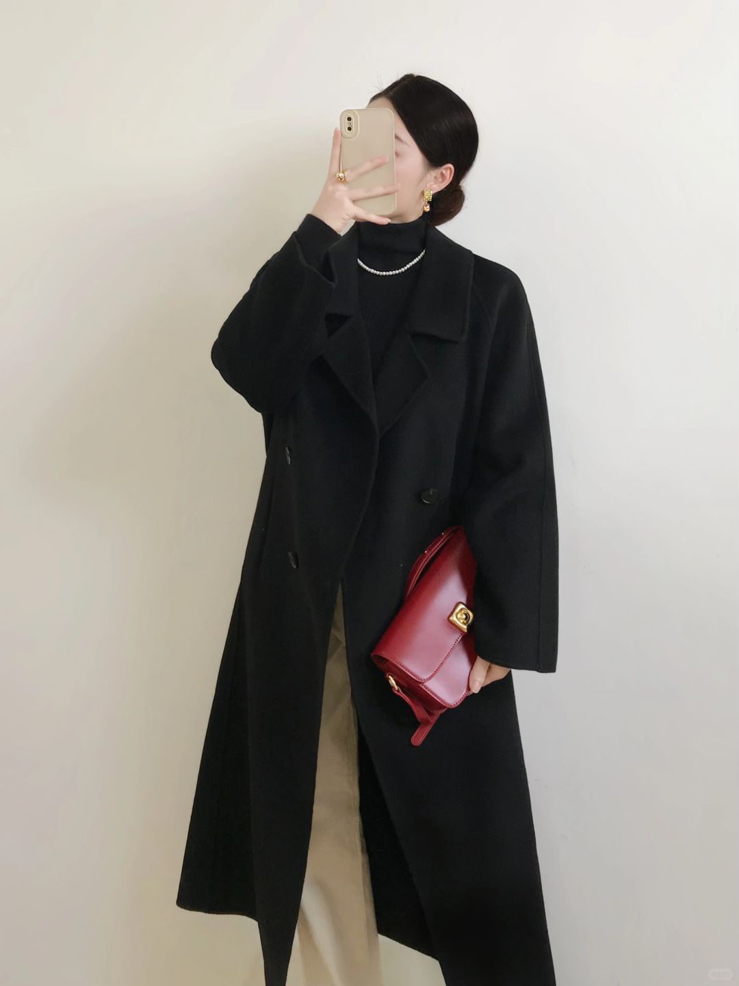 法式松弛感大衣look | 黑色大衣➕白色牛仔裤