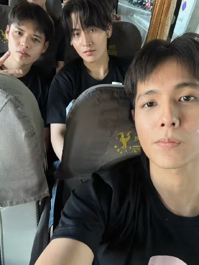 我特么笑得抽搐了 这也行？ 