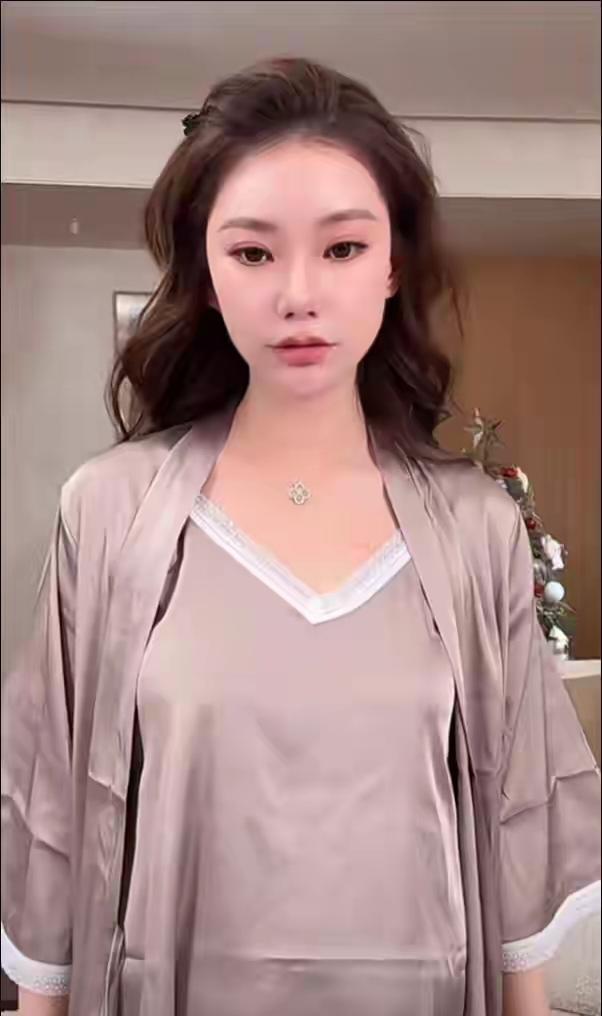 马筱梅其实是一个很不错后妈，她对汪小菲的孩子好，还让自己的亲爸爸妈妈照顾两个孩子