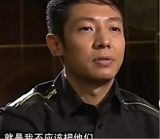 撒贝宁说：“我很后悔把父母从老家武汉接到北京来，我跟妹妹都在北京，我爸妈退休后在