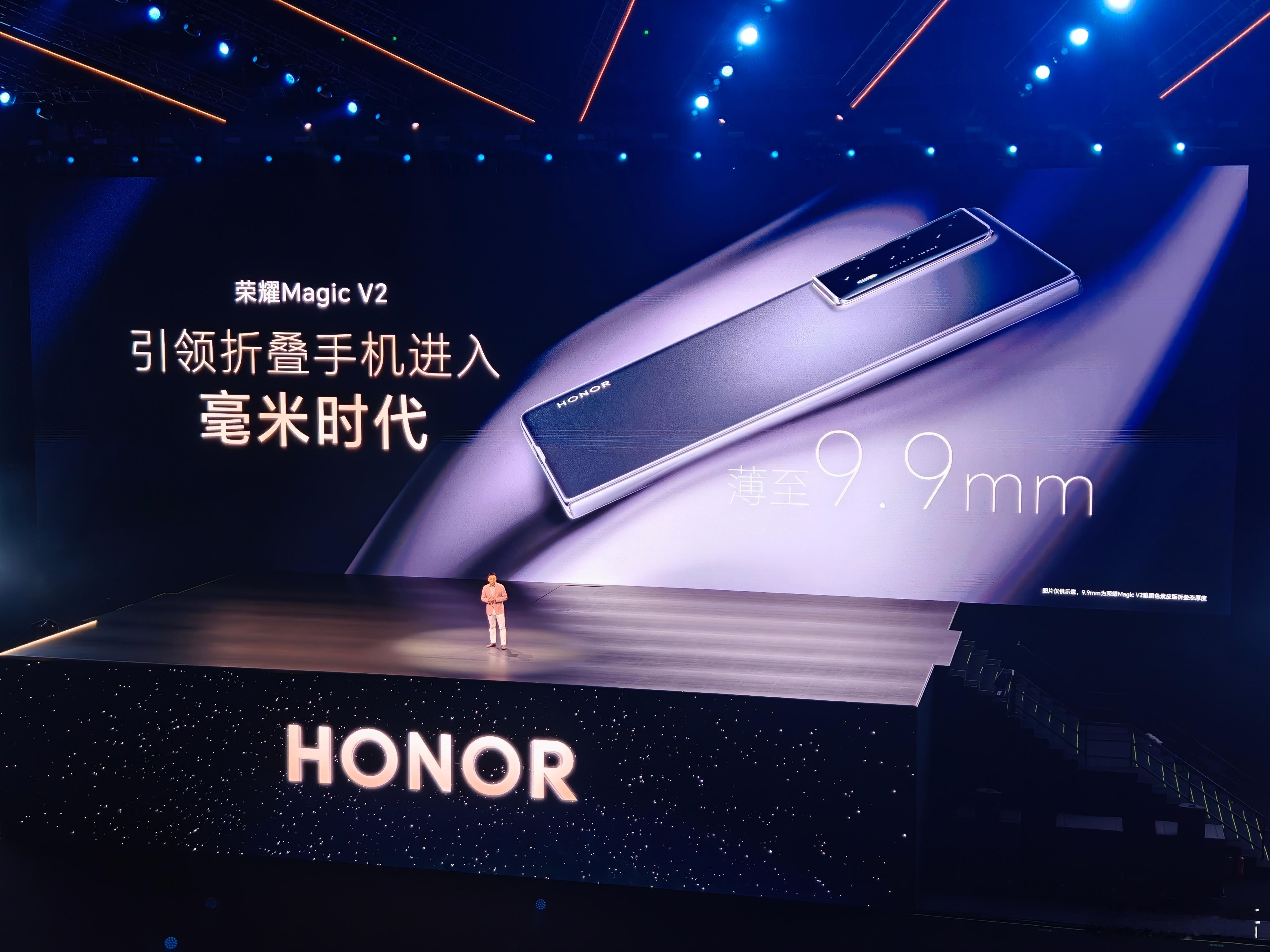 现在看这个镜头设计真是眉清目秀啊 ​​​