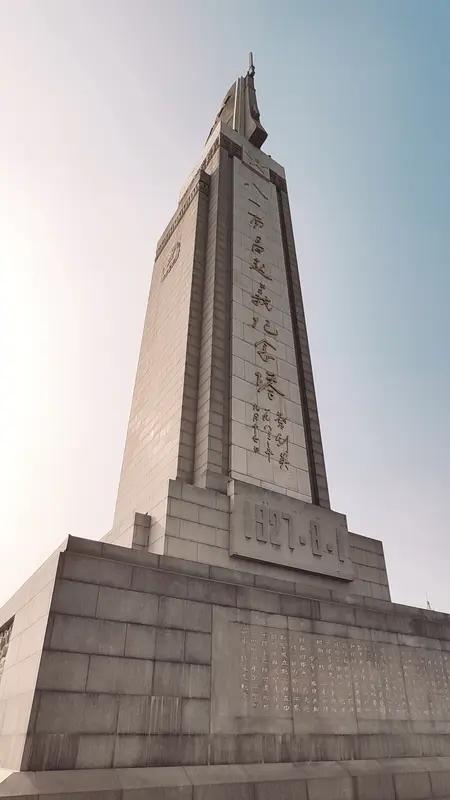 2026 年，中国人民解放军将迎来建军 99 周年。自南昌起义的第一声枪响，人民